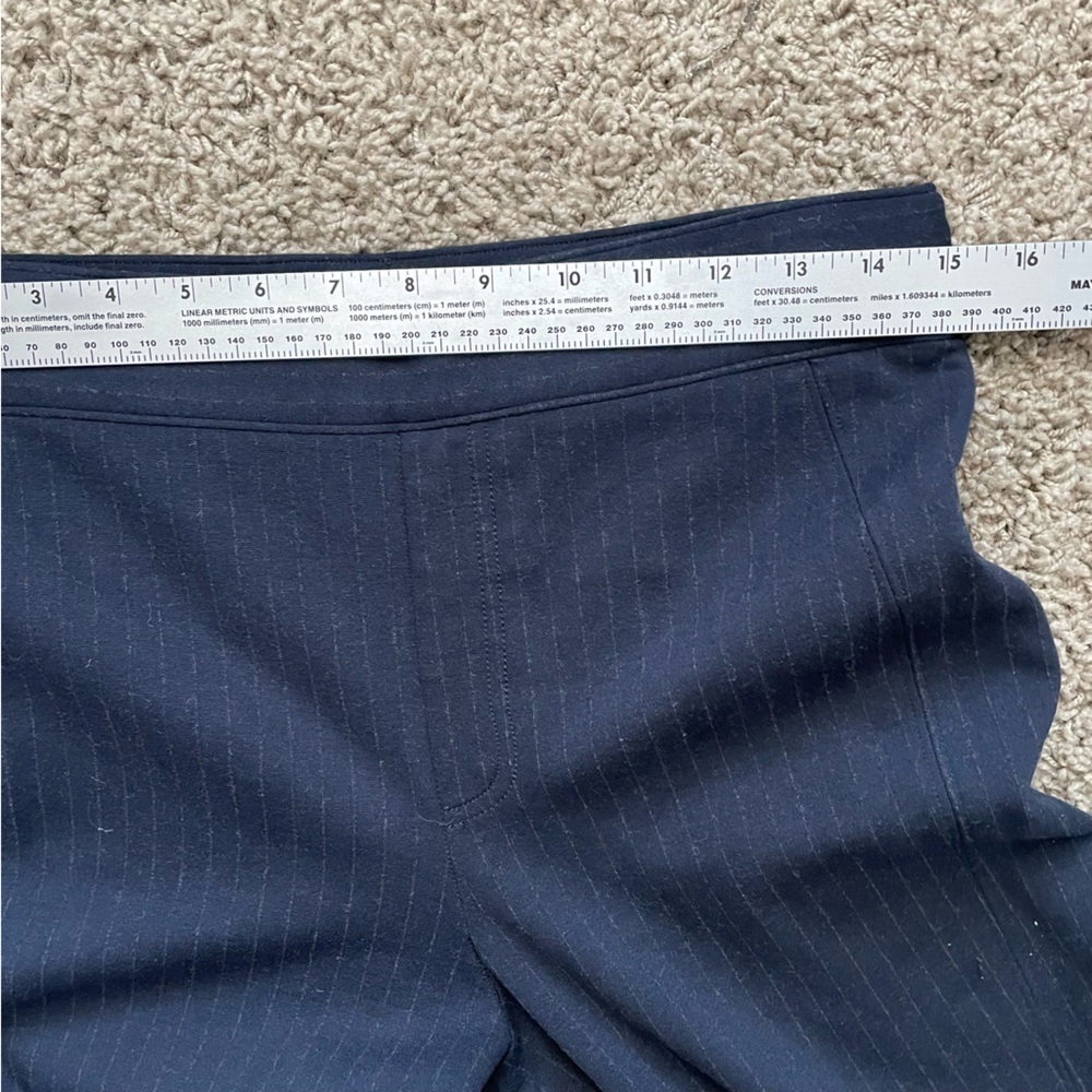 SPANX PerfectFit Ponte Slim Straight Pant in Navy Pinstripe Pull-on pants sz L - Picture 9 of 12